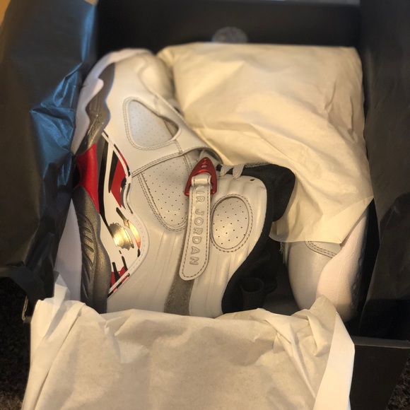 AJ Jordan Retro 8 - Picture 3 of 4